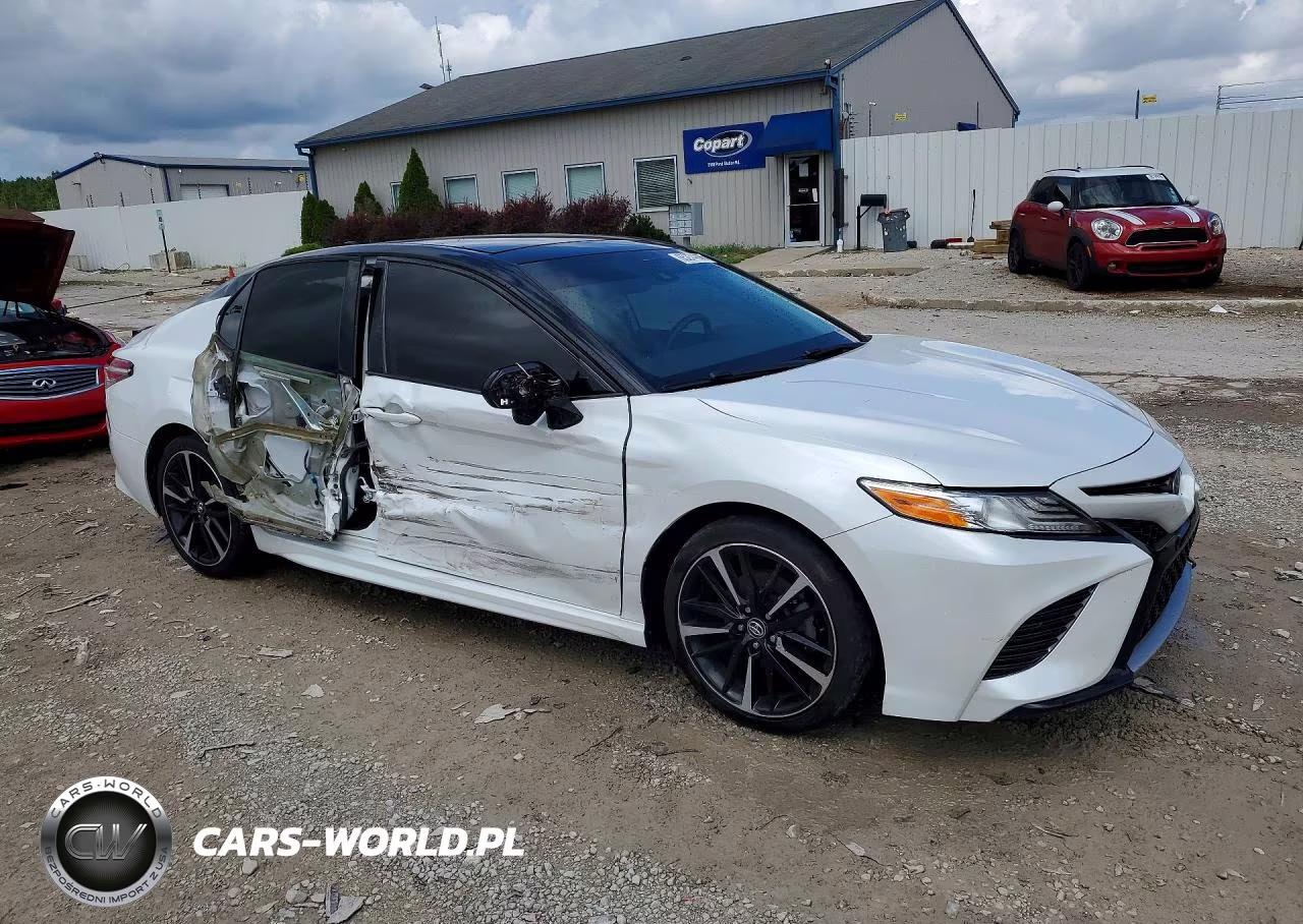 2020 Toyota Camry Xse VIN:4T1K61AK5LU306861 - 4