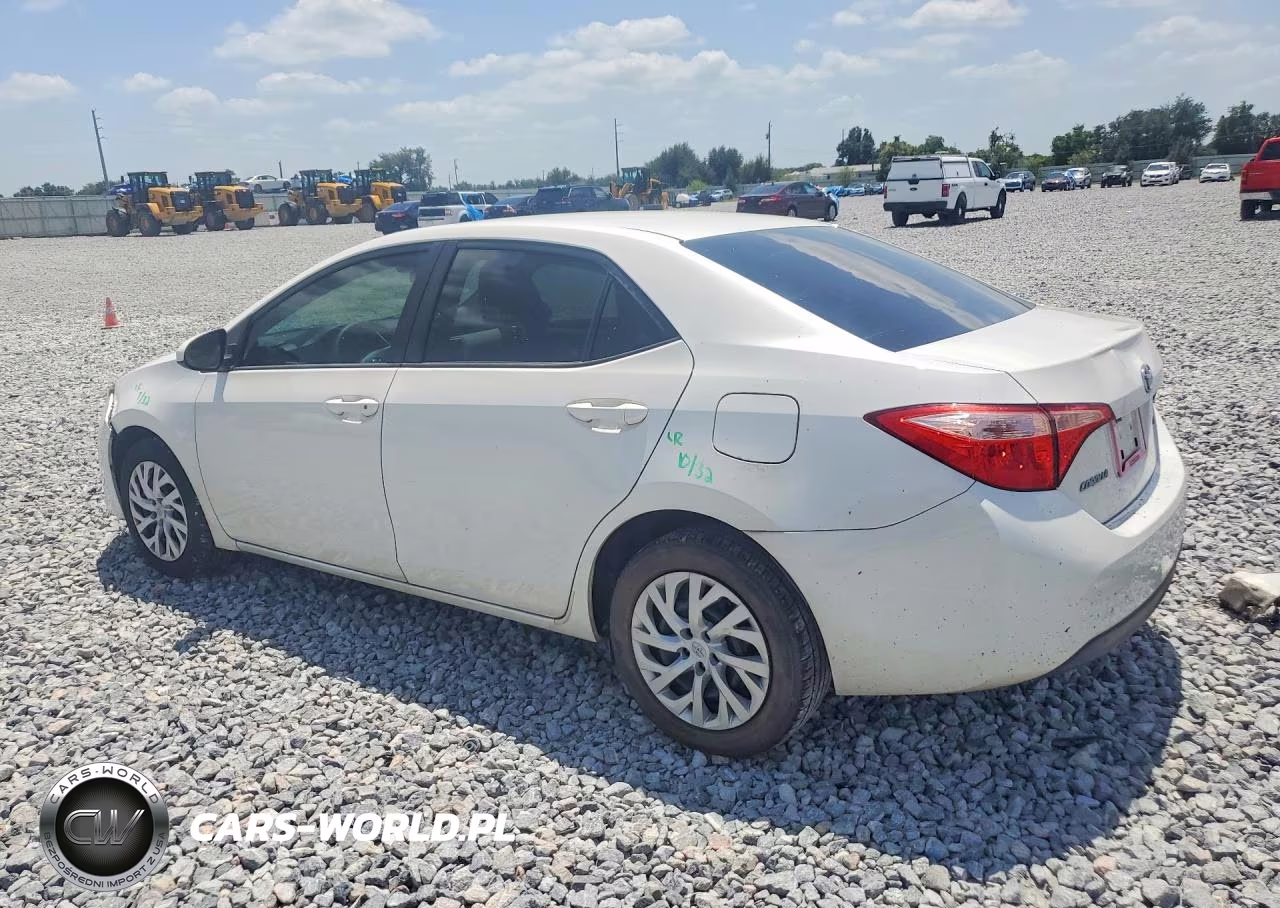 2019 Toyota Corolla Le VIN:5YFBURHE1KP927647 - 2