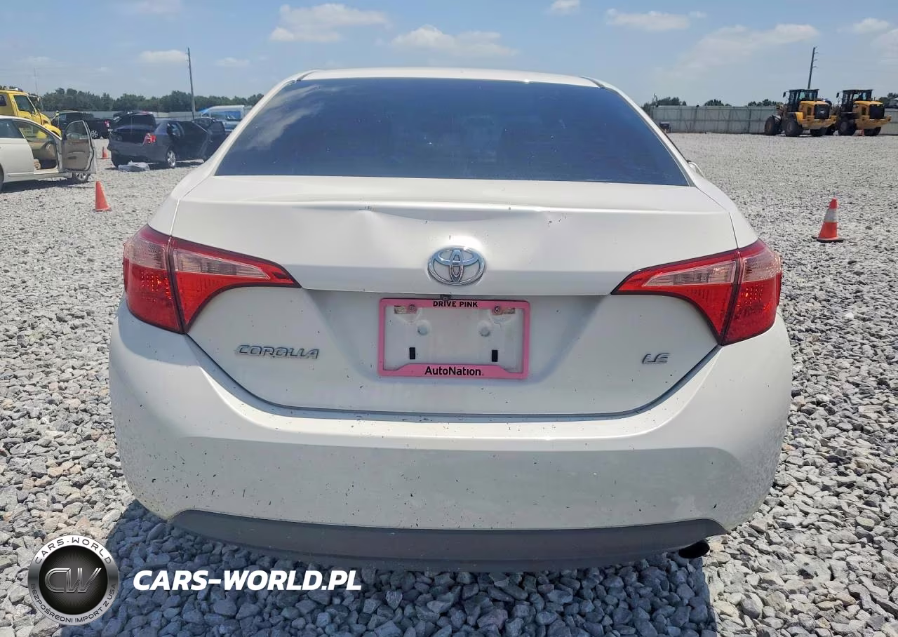 2019 Toyota Corolla Le VIN:5YFBURHE1KP927647 - 6
