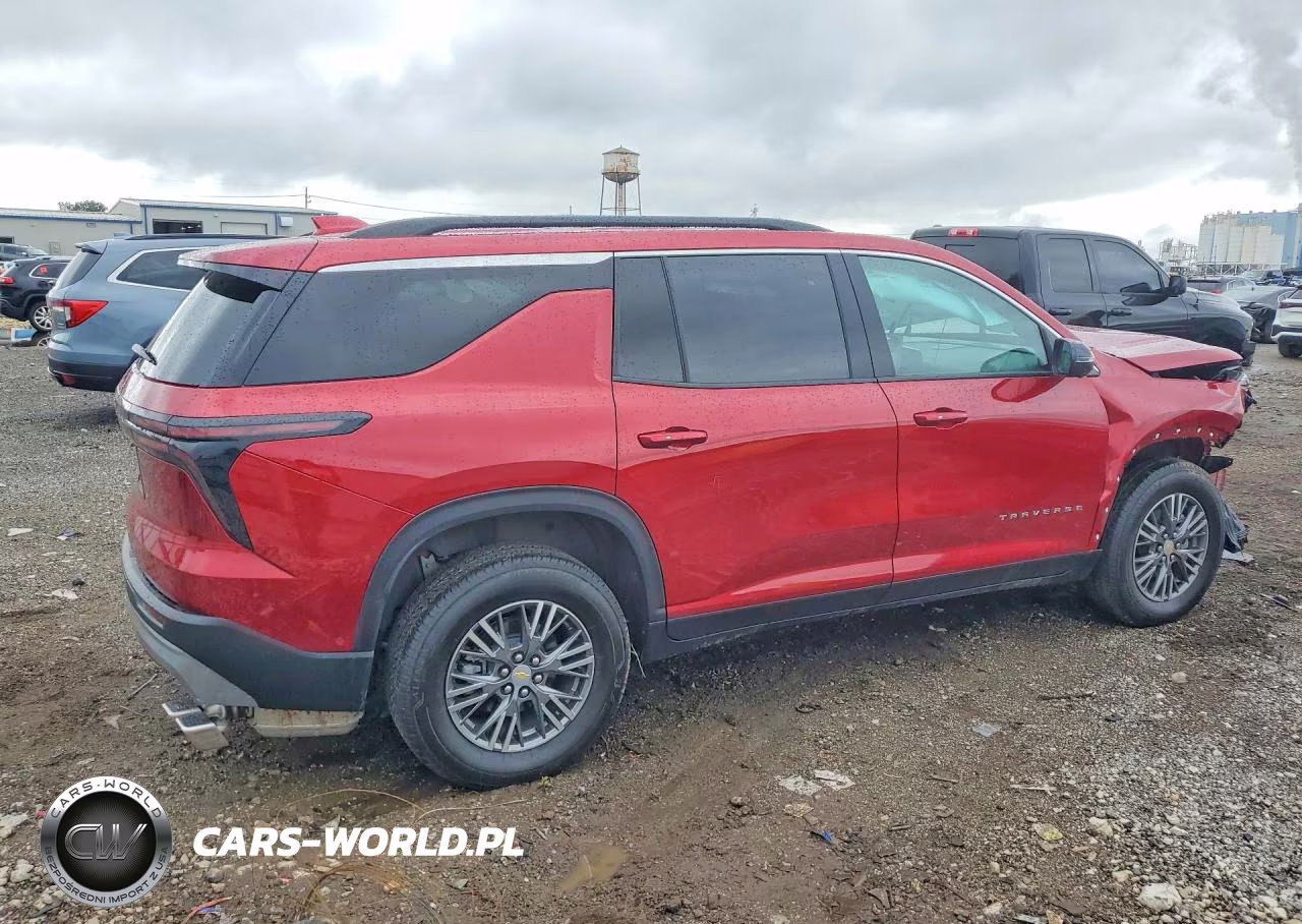 2025 Chevrolet Traverse Lt VIN:1GNEVGRS2SJ299435 - 3