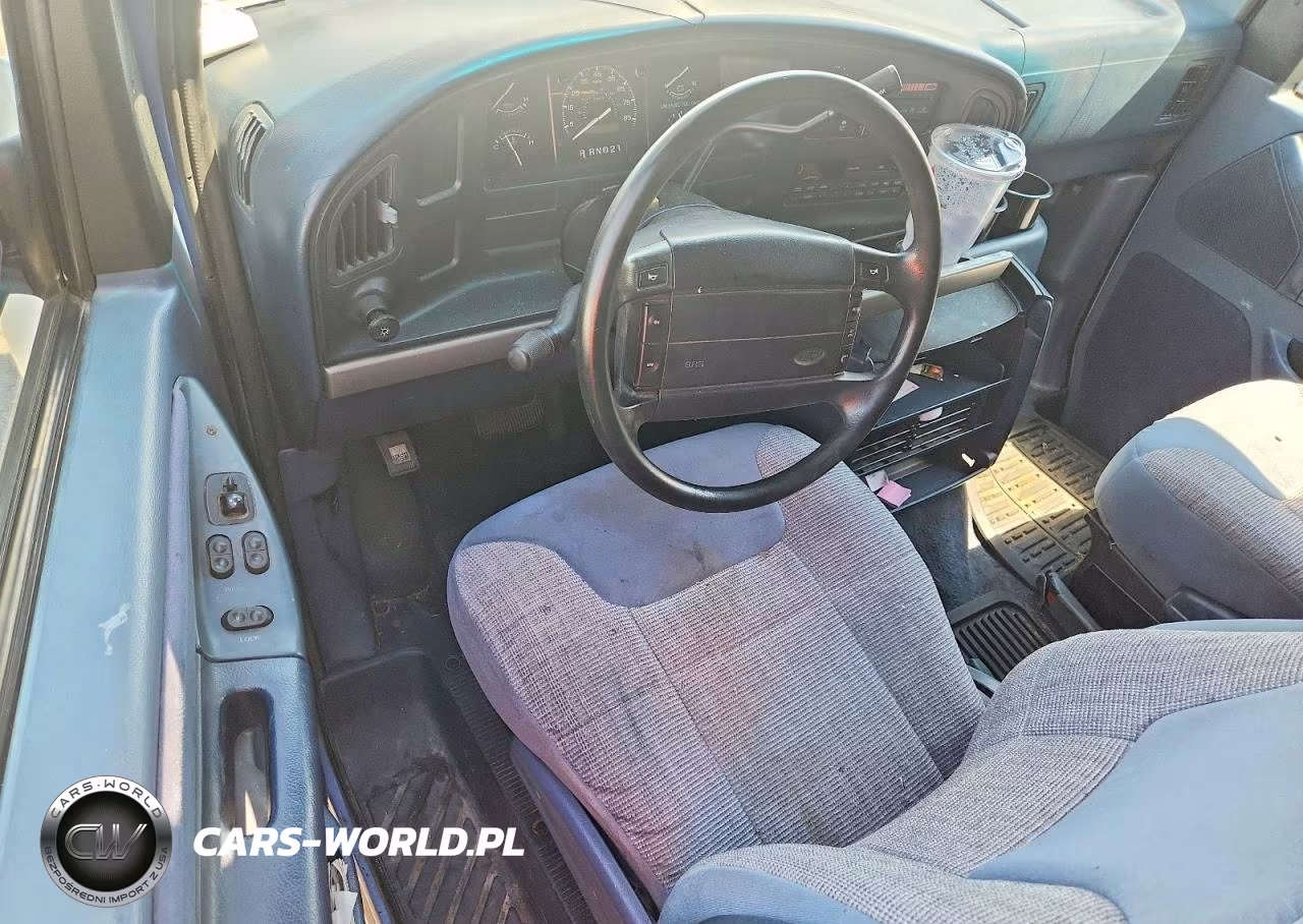 1995 Ford Econoline E150 VIN:1FMEE11Y8SHA97515 - 8