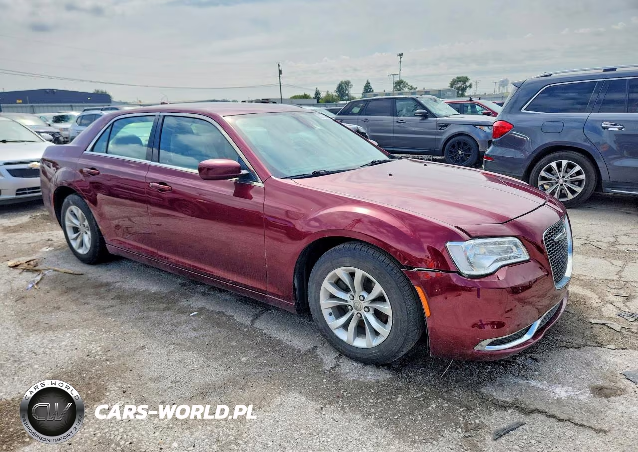 2016 Chrysler 300 Limited VIN:2C3CCAAG8GH164287 - 4