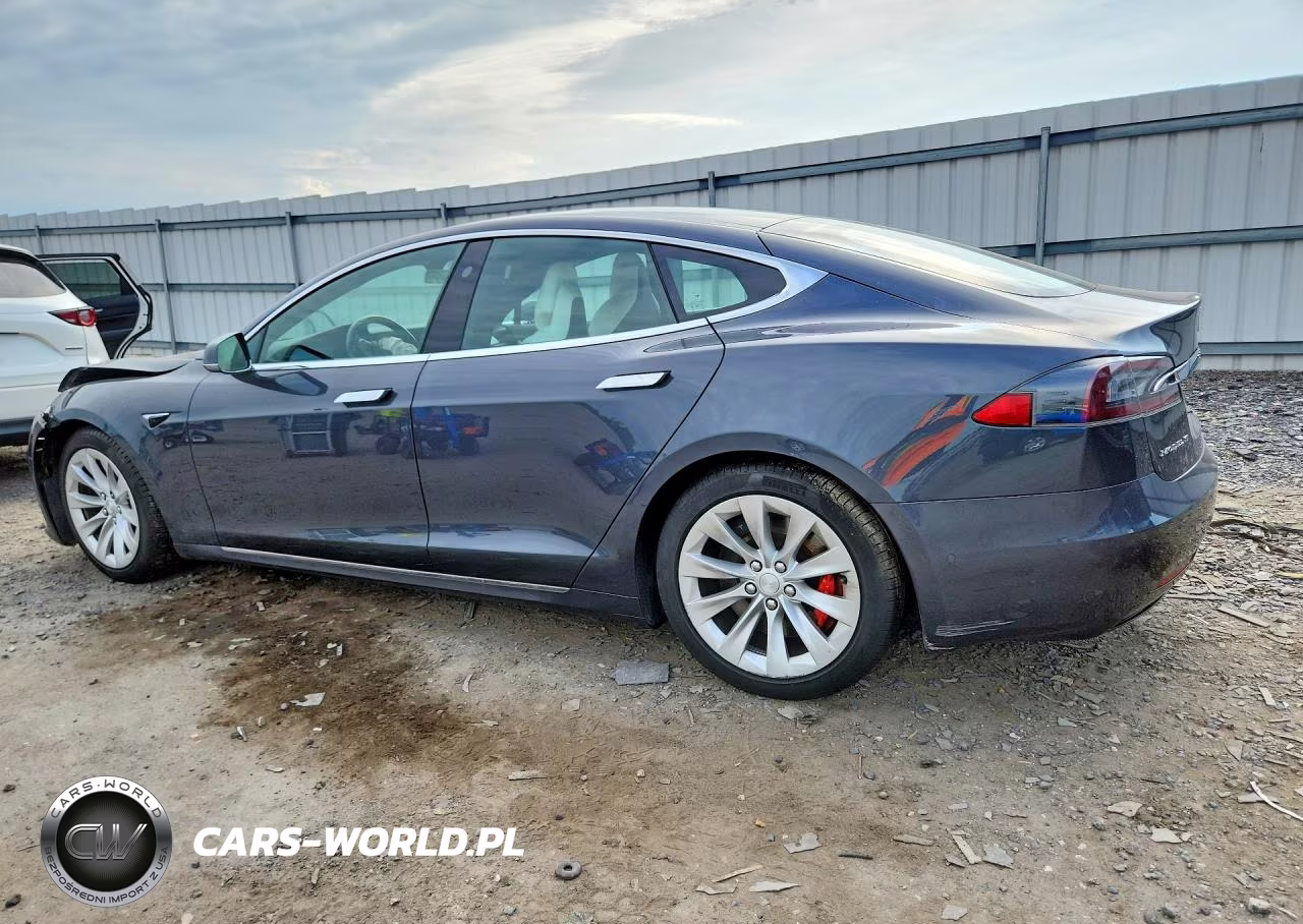2018 Tesla Model S VIN:5YJSA1E45JF276040 - 2