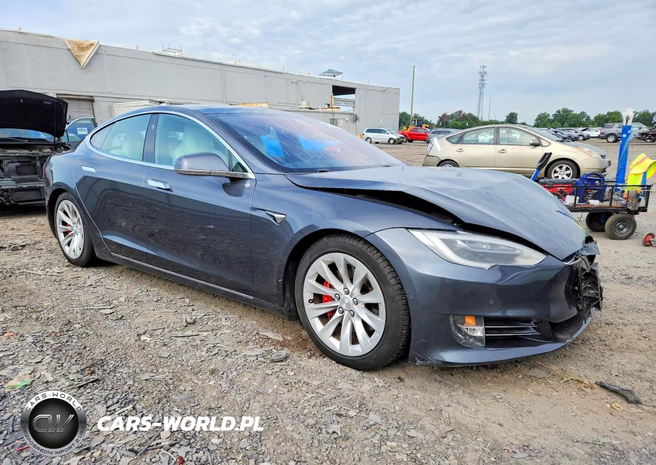 2018 Tesla Model S VIN:5YJSA1E45JF276040 - 4