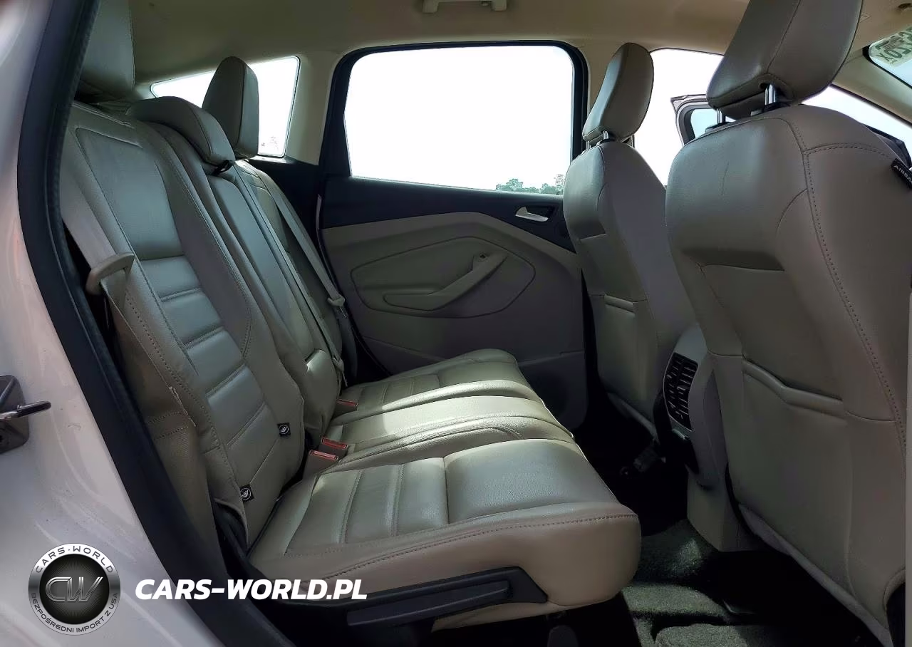 2018 Ford C-Max Titanium VIN:1FADP5DU0JL100824 - 10