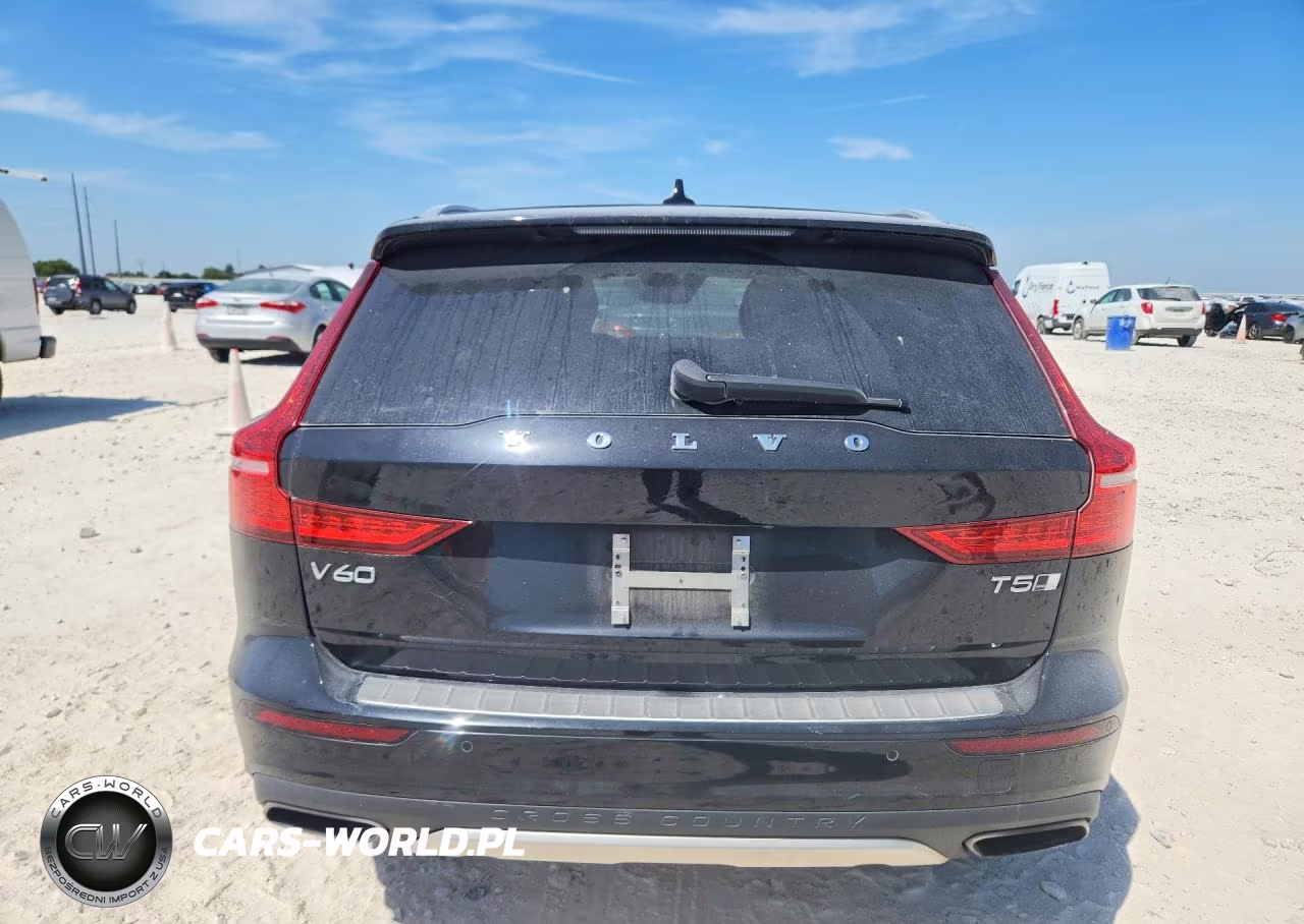 2021 Volvo V60 Cross Country T5 Momentum VIN:YV4102WK3M1071943 - 6