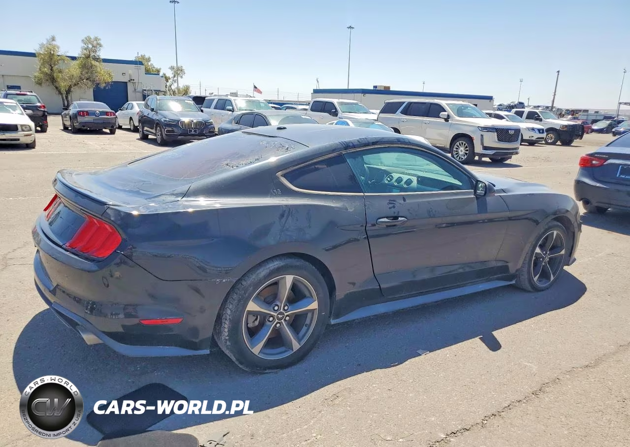 2018 Ford Mustang VIN:1FA6P8TH8J5126297 - 3