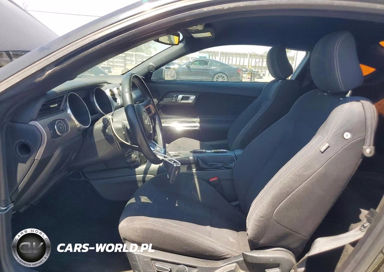 2018 Ford Mustang VIN:1FA6P8TH8J5126297 - 7