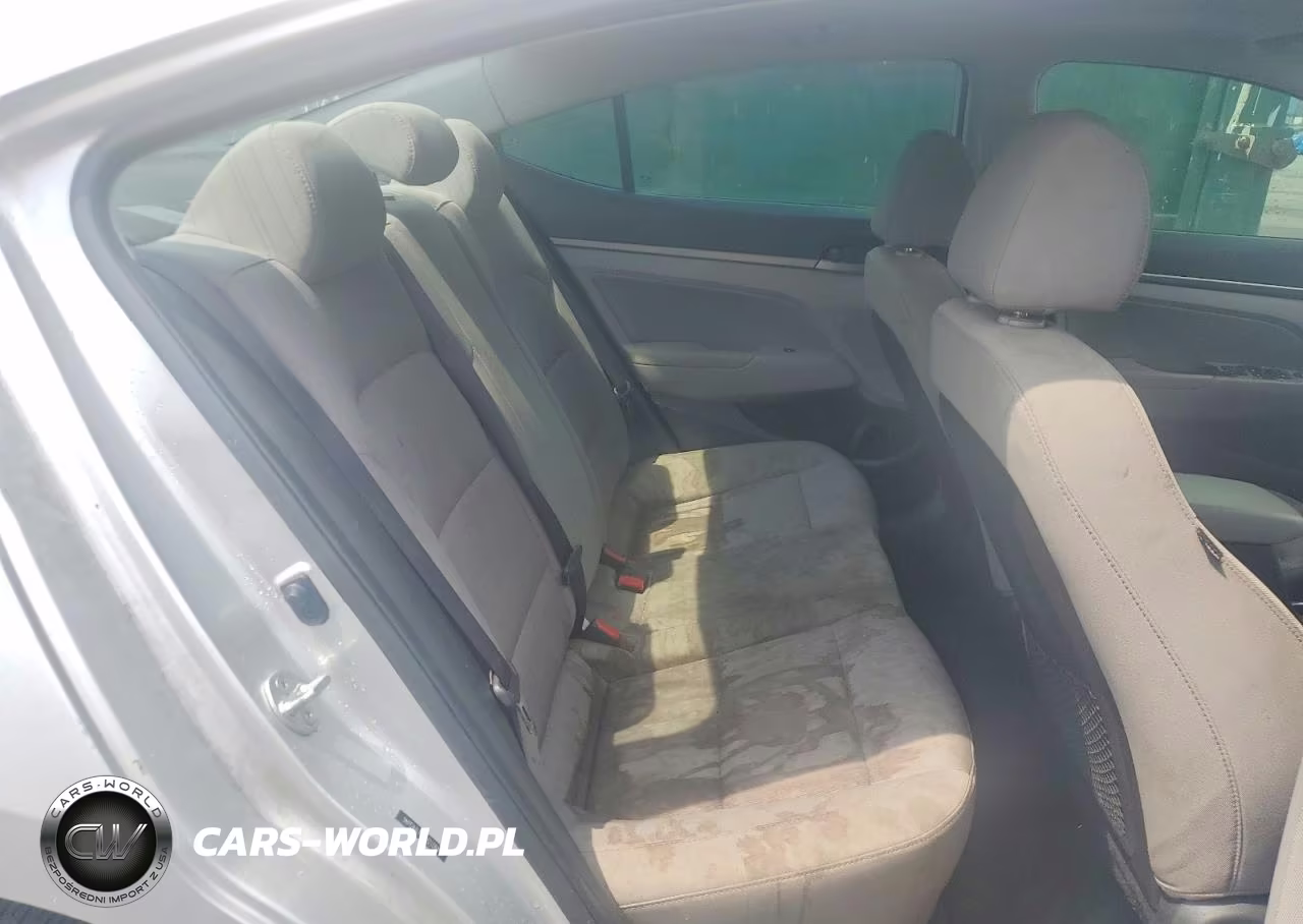 2018 Hyundai Elantra Value Edition VIN:5NPD84LF1JH321065 - 10