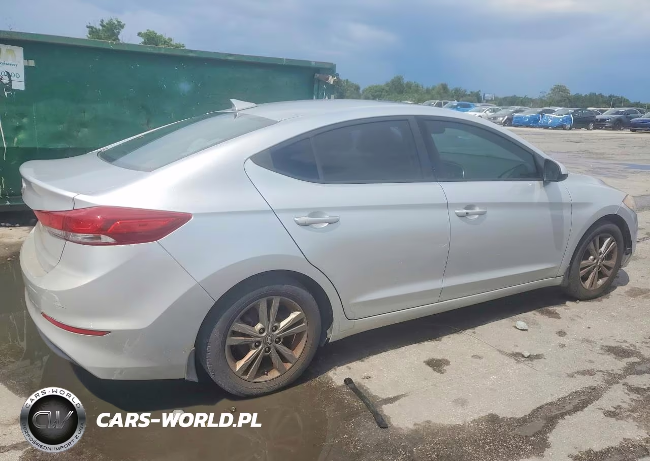 2018 Hyundai Elantra Value Edition VIN:5NPD84LF1JH321065 - 3