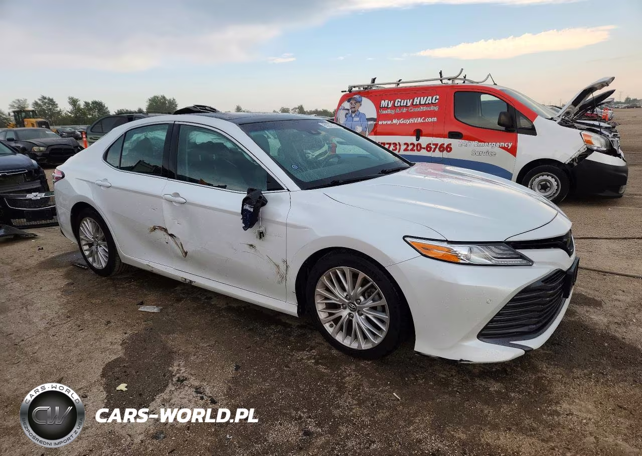 2018 Toyota Camry Xle V6 VIN:4T1BZ1HK6JU013402 - 4