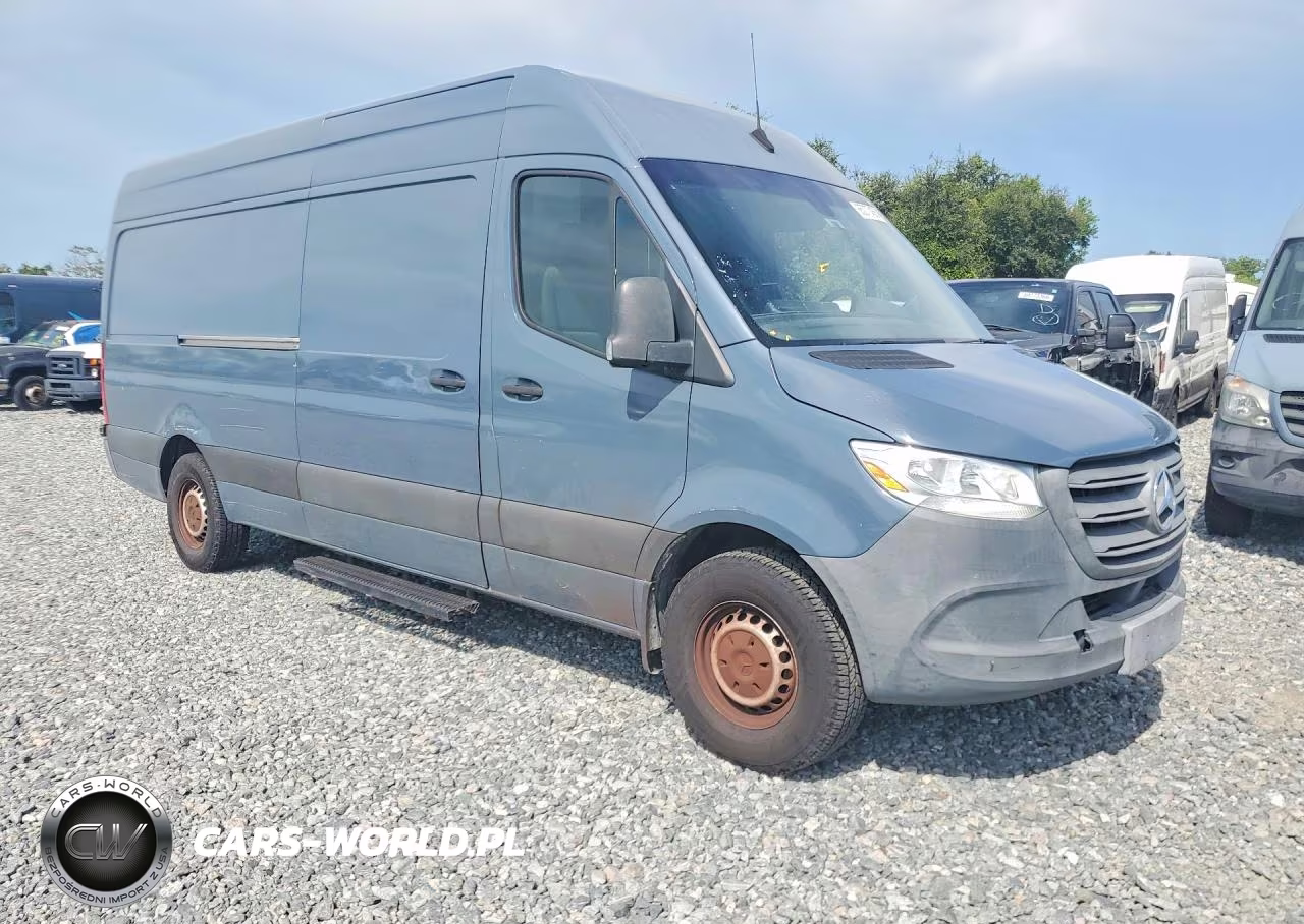 2019 Mercedes-Benz Sprinter 2500-3500 VIN:WD4PF1CD0KP135593 - 4