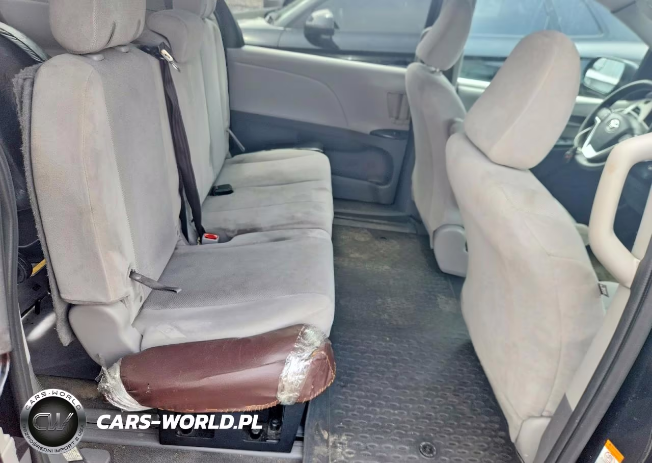 2020 Toyota Sienna L VIN:5TDZZ3DC2LS084679 - 11