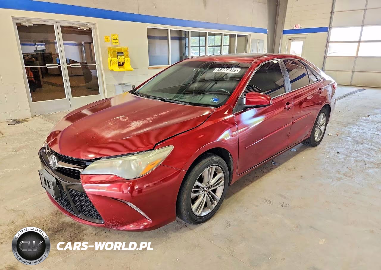 2015 Toyota Camry Se – zdjęcie 1 z 12