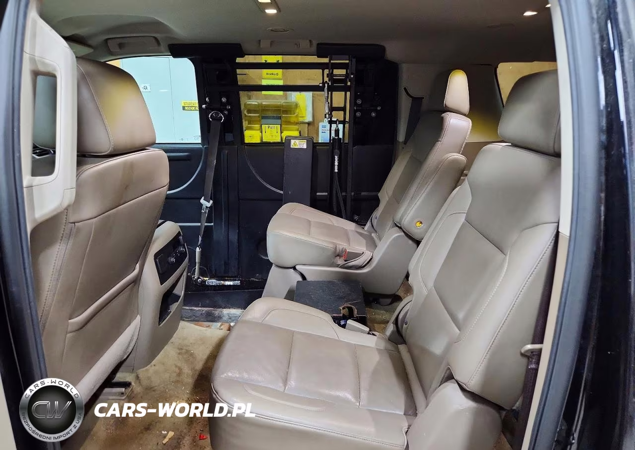 2017 Chevrolet Suburban K1500 Lt VIN:1GNSKHKC5HR238854 - 11