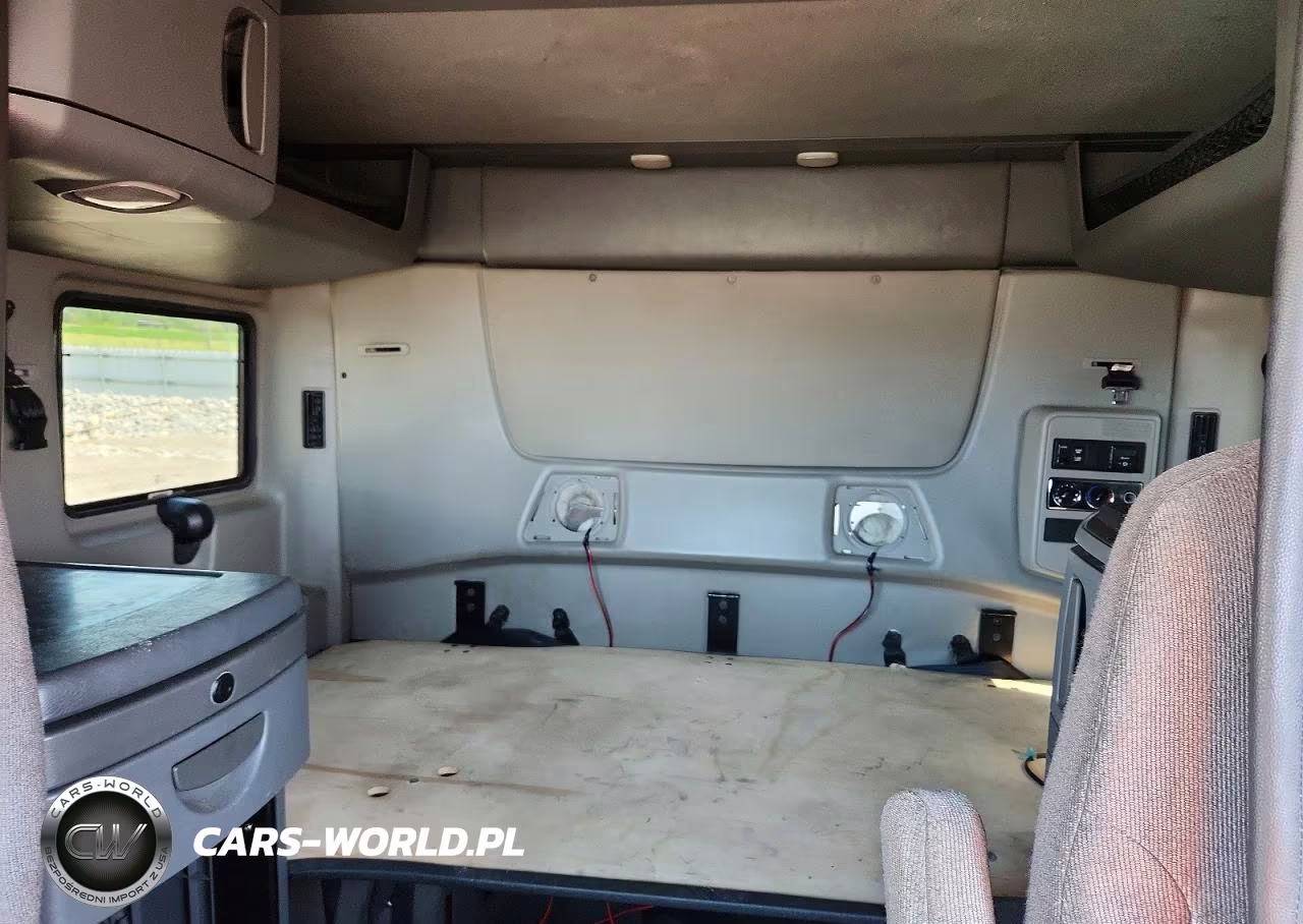 2018 International Lt625 Semi Truck VIN:3HSDZAPRXJN510731 - 10