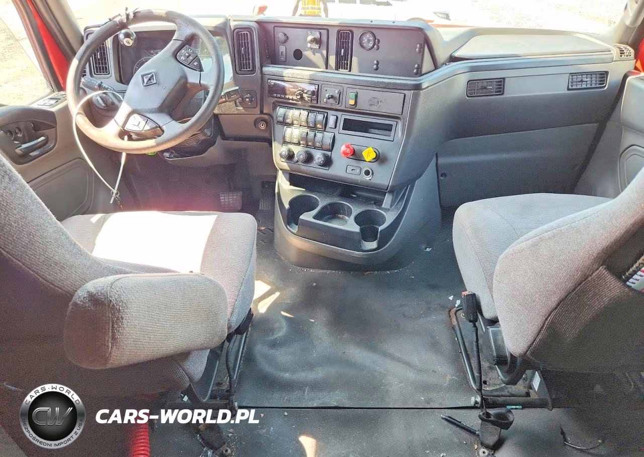 2018 International Lt625 Semi Truck VIN:3HSDZAPRXJN510731 - 8