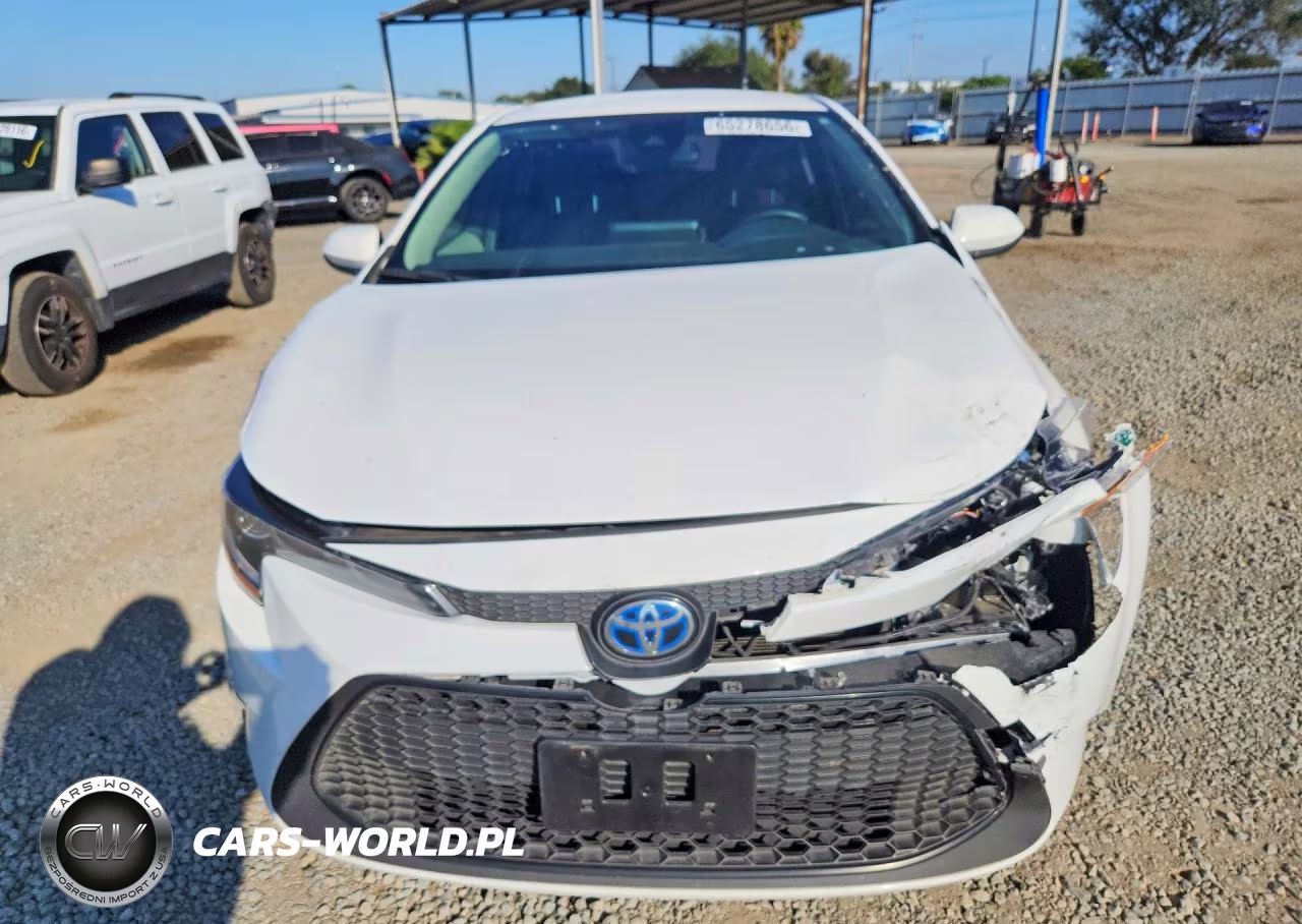 2022 Toyota Corolla Le VIN:JTDEAMDE6N3013759 - 5