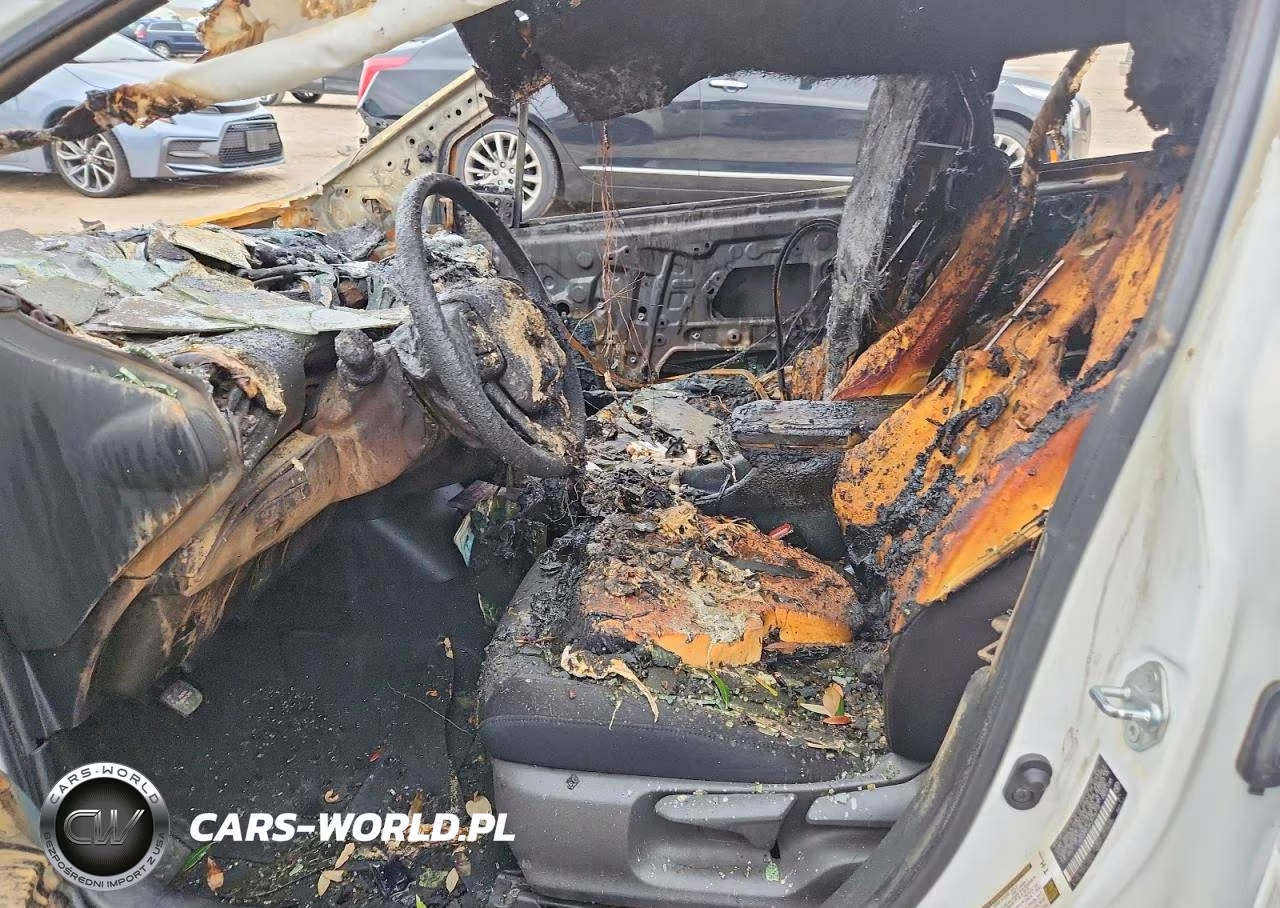 2019 Toyota Prius Le VIN:JTDKARFU6K3074710 - 7
