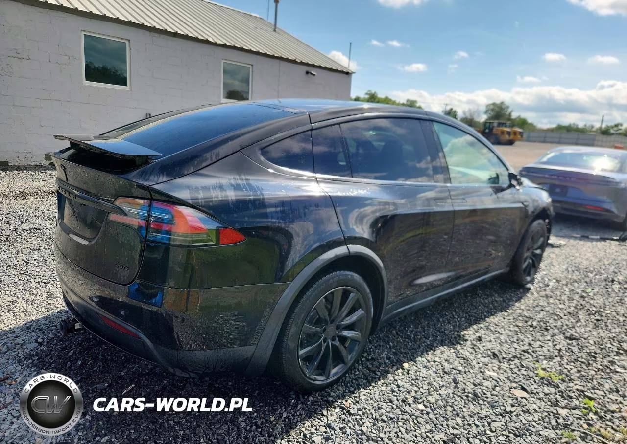 2016 Tesla Model X VIN:5YJXCBE20GF003553 - 3