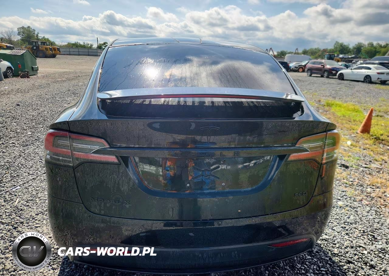 2016 Tesla Model X VIN:5YJXCBE20GF003553 - 6