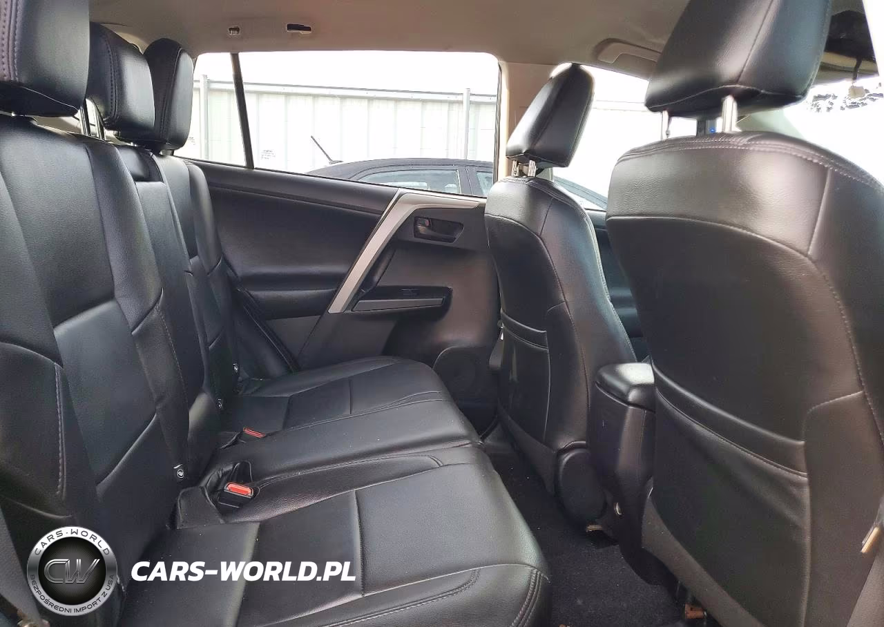2018 Toyota Rav4 Le VIN:2T3BFREV8JW776941 - 11
