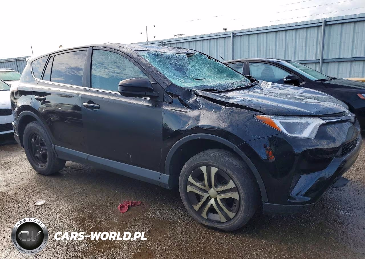 2018 Toyota Rav4 Le VIN:2T3BFREV8JW776941 - 4