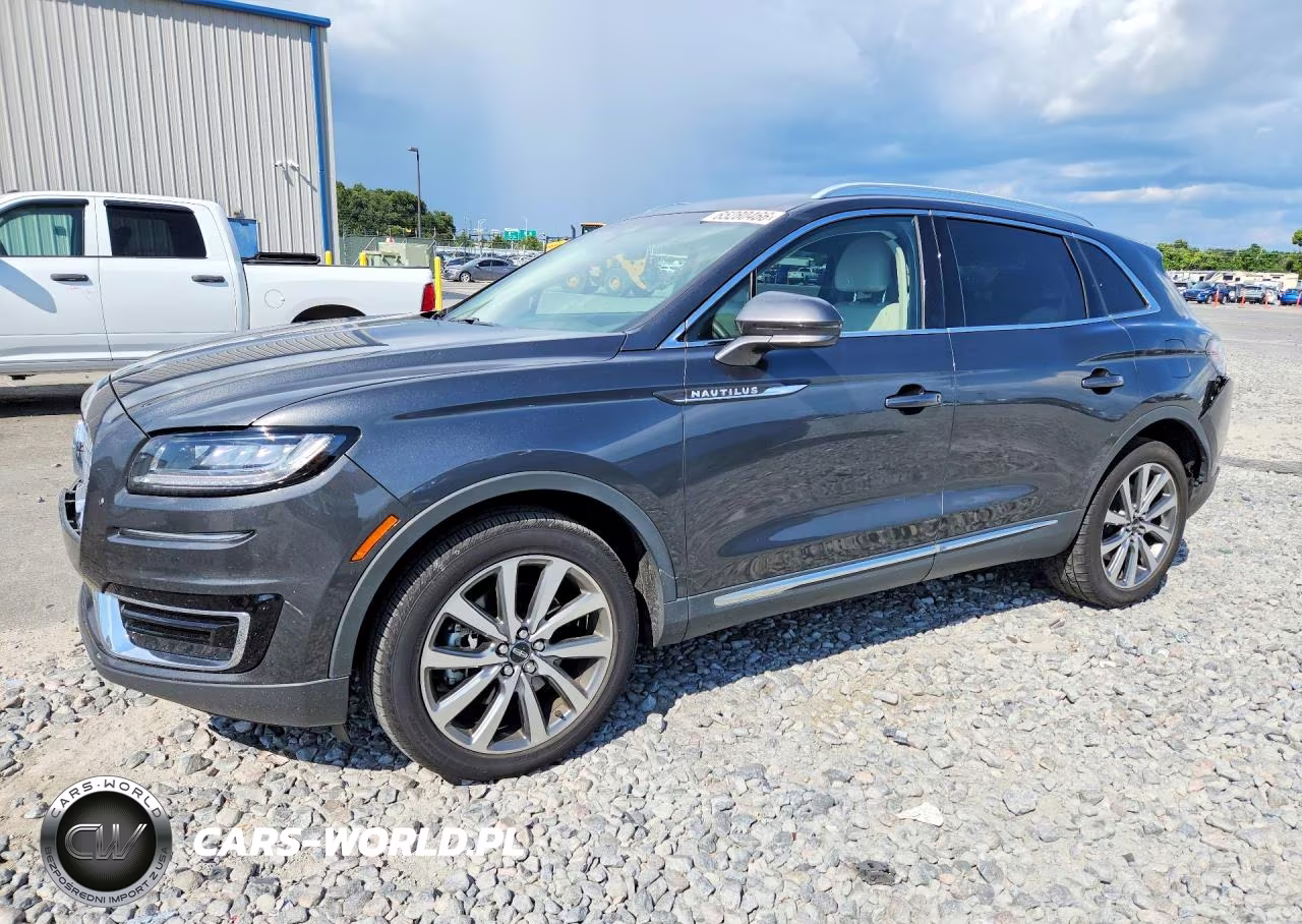 2019 Lincoln Nautilus Select