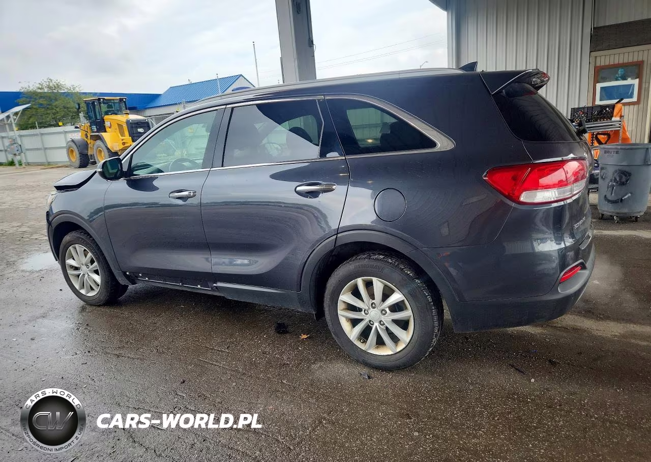 2018 Kia Sorento Lx VIN:5XYPG4A31JG424082 - 2