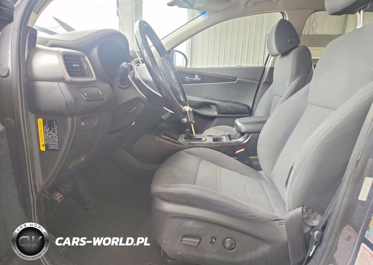 2018 Kia Sorento Lx VIN:5XYPG4A31JG424082 - 7
