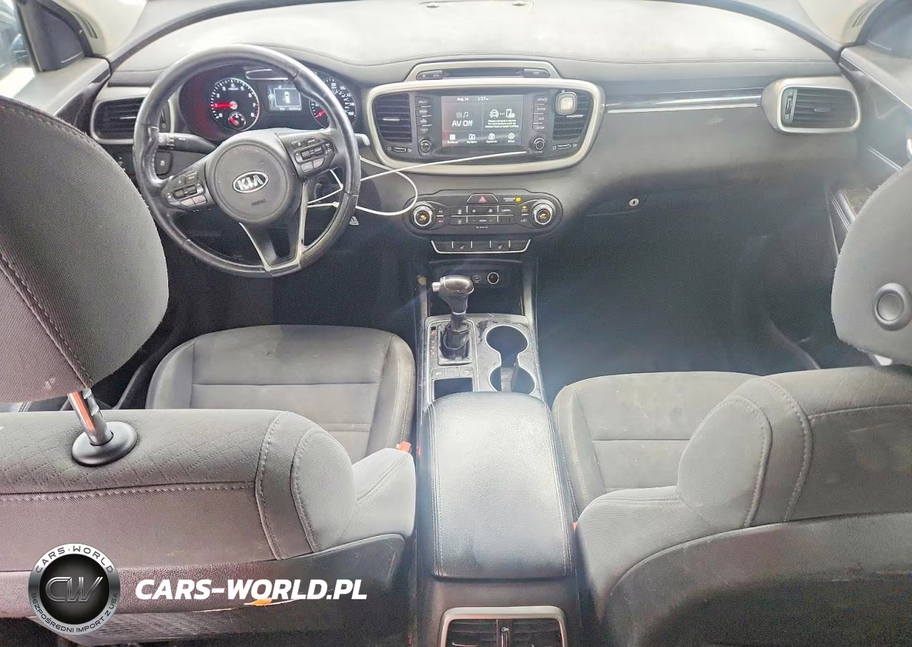 2018 Kia Sorento Lx VIN:5XYPG4A31JG424082 - 8