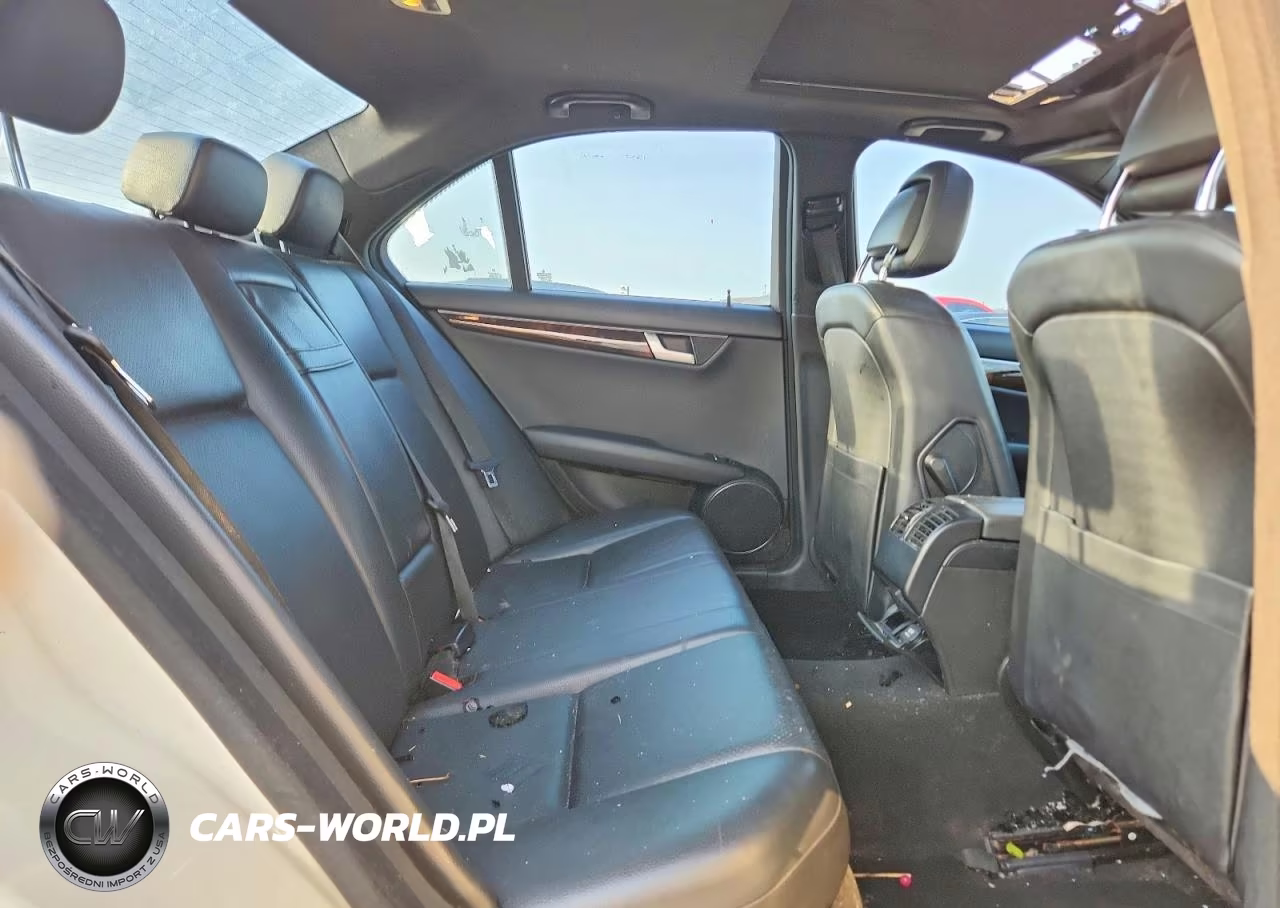 2012 Mercedes-Benz C 300 4Matic VIN:WDDGF8BB8CR212922 - 10