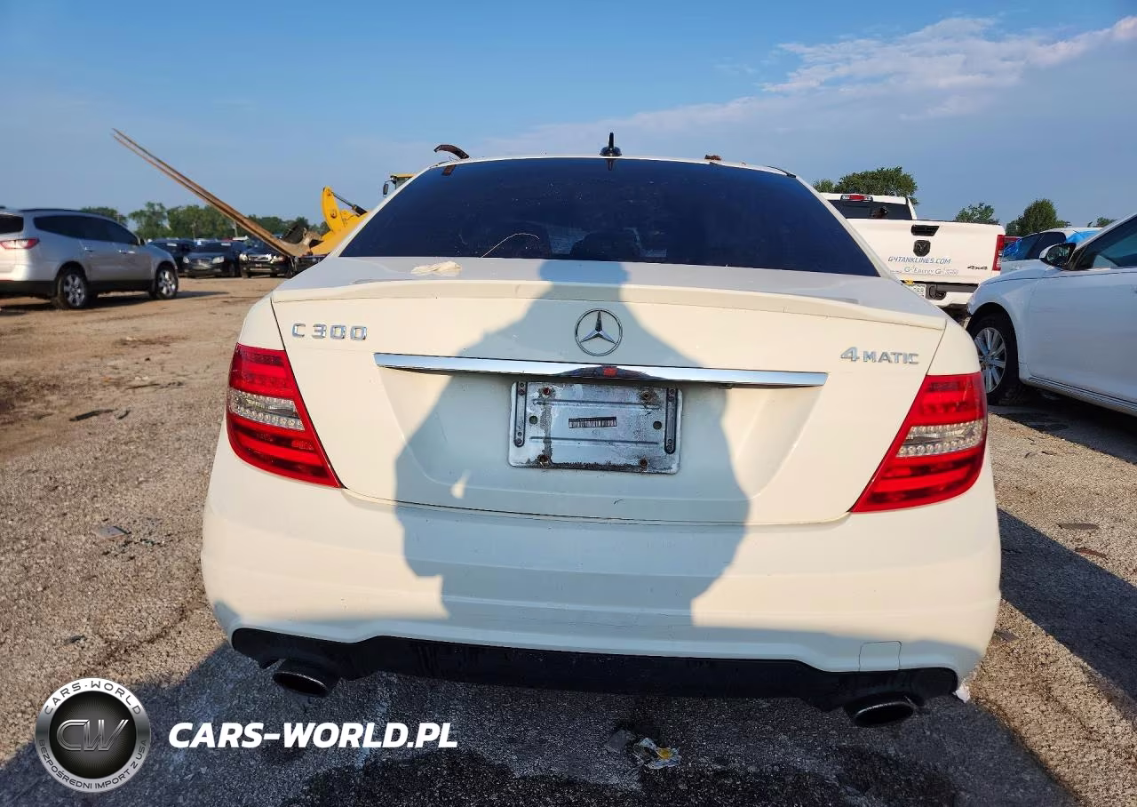 2012 Mercedes-Benz C 300 4Matic VIN:WDDGF8BB8CR212922 - 6