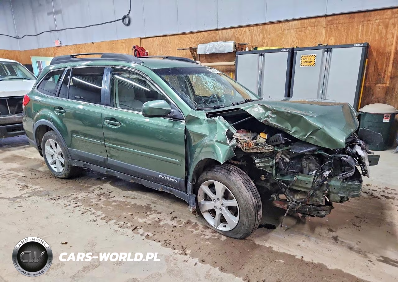 2014 Subaru Outback 2.5I Premium VIN:4S4BRCCC1E3227267 - 4