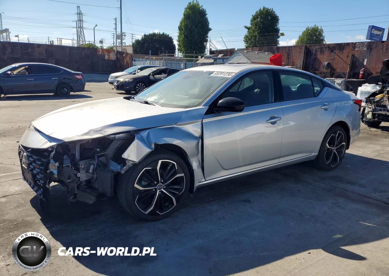 2024 Nissan Altima Sr