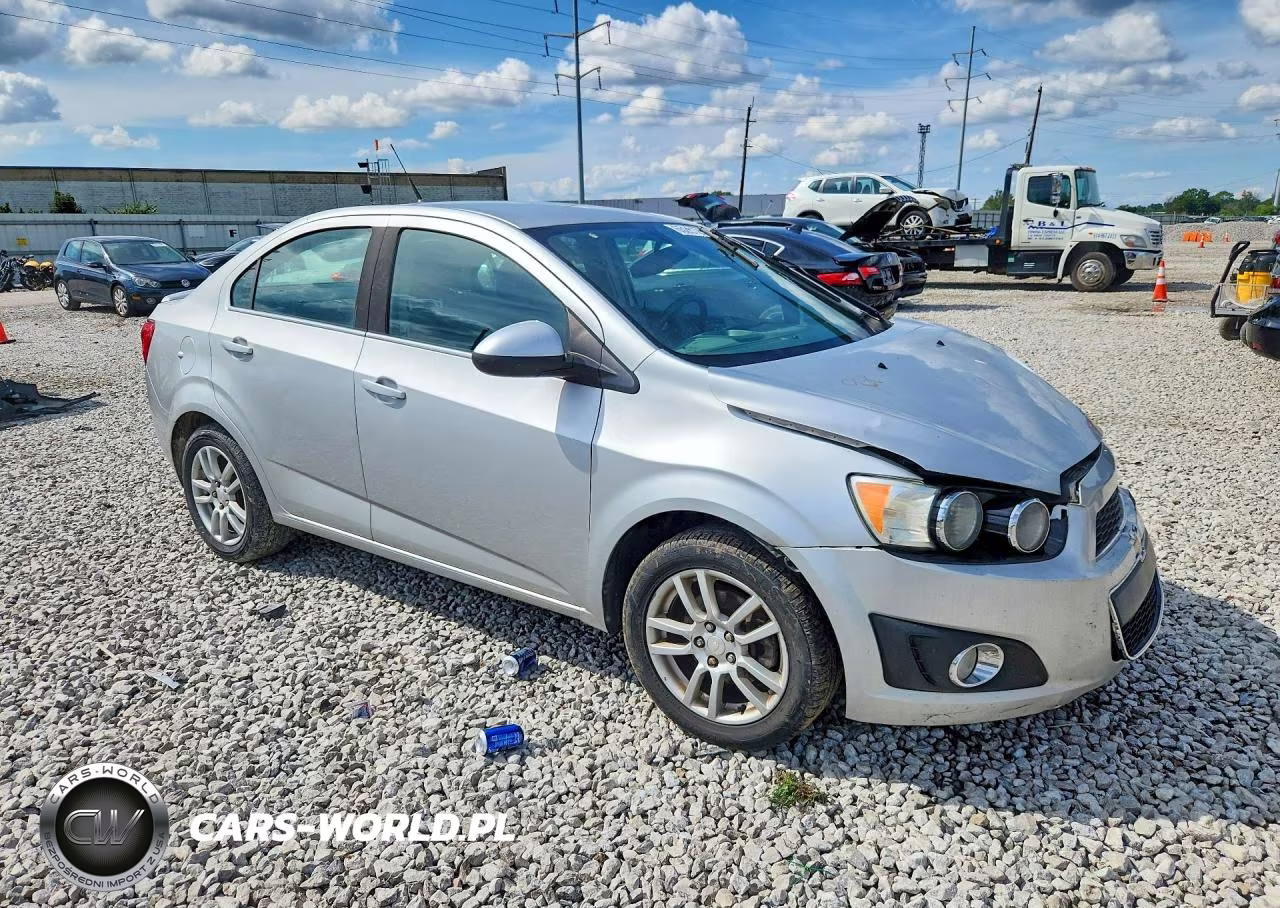 2014 Chevrolet Sonic Lt VIN:1G1JC5SHXE4243190 - 4