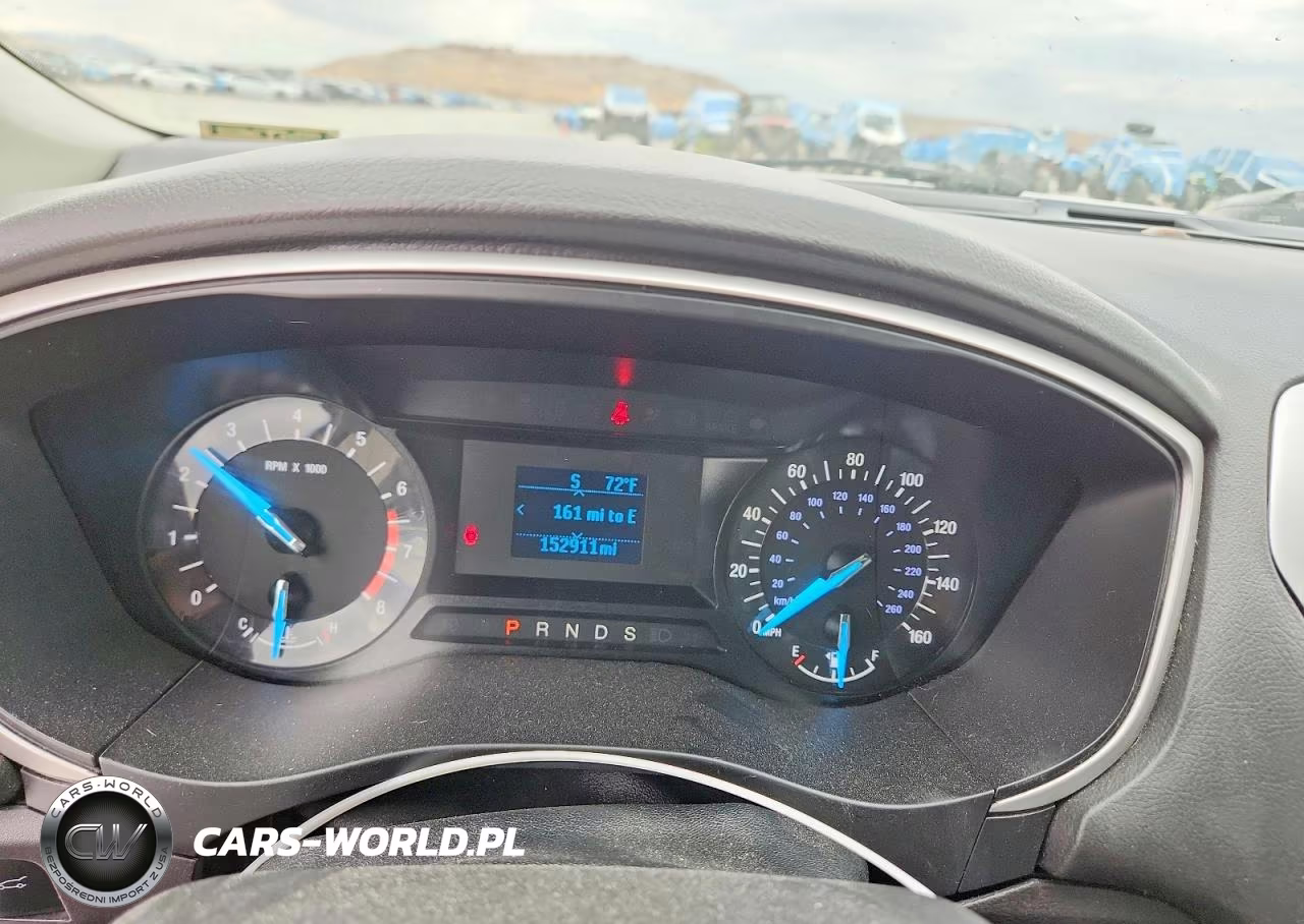 2016 Ford Fusion S VIN:3FA6P0G74GR333357 - 9