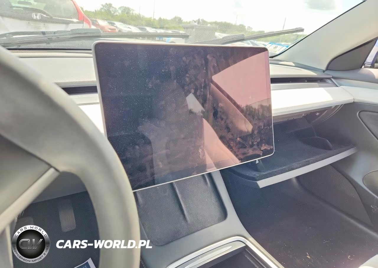2023 Tesla Model 3 VIN:5YJ3E1EA1PF600379 - 9