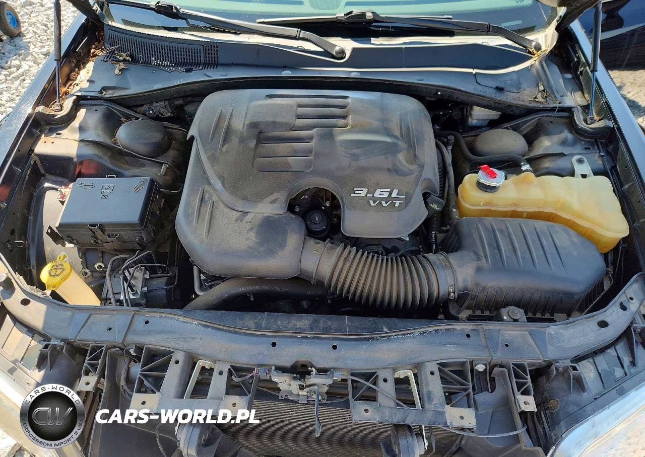 2013 Chrysler 300 VIN:2C3CCAAG8DH723171 - 11