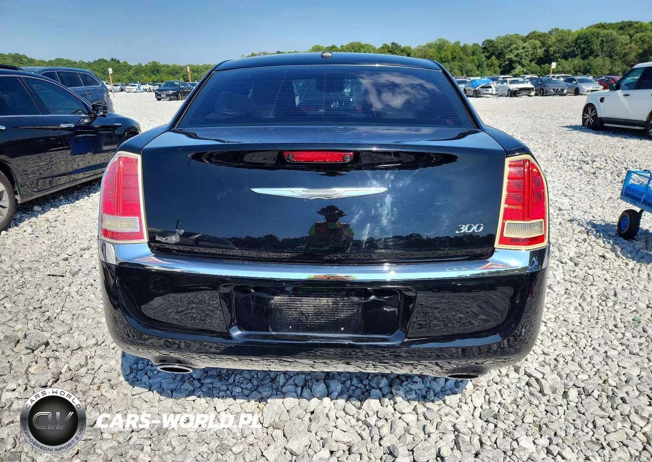 2013 Chrysler 300 VIN:2C3CCAAG8DH723171 - 6