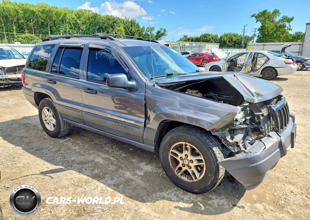 2003 Jeep Grand Cherokee Laredo VIN:1J4GW48S83C615726 - 4