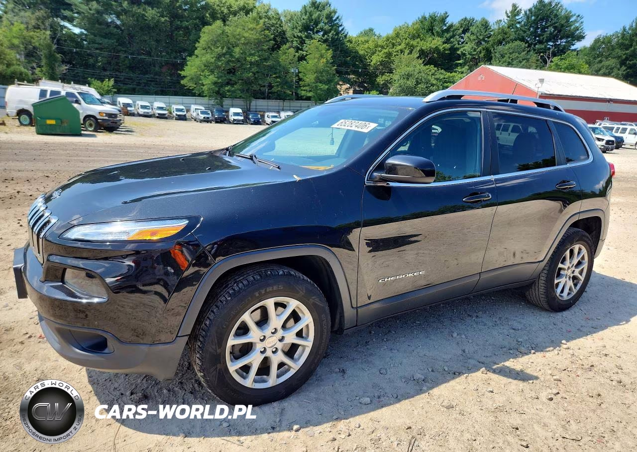 2016 Jeep Cherokee Latitude – zdjęcie 1 z 13