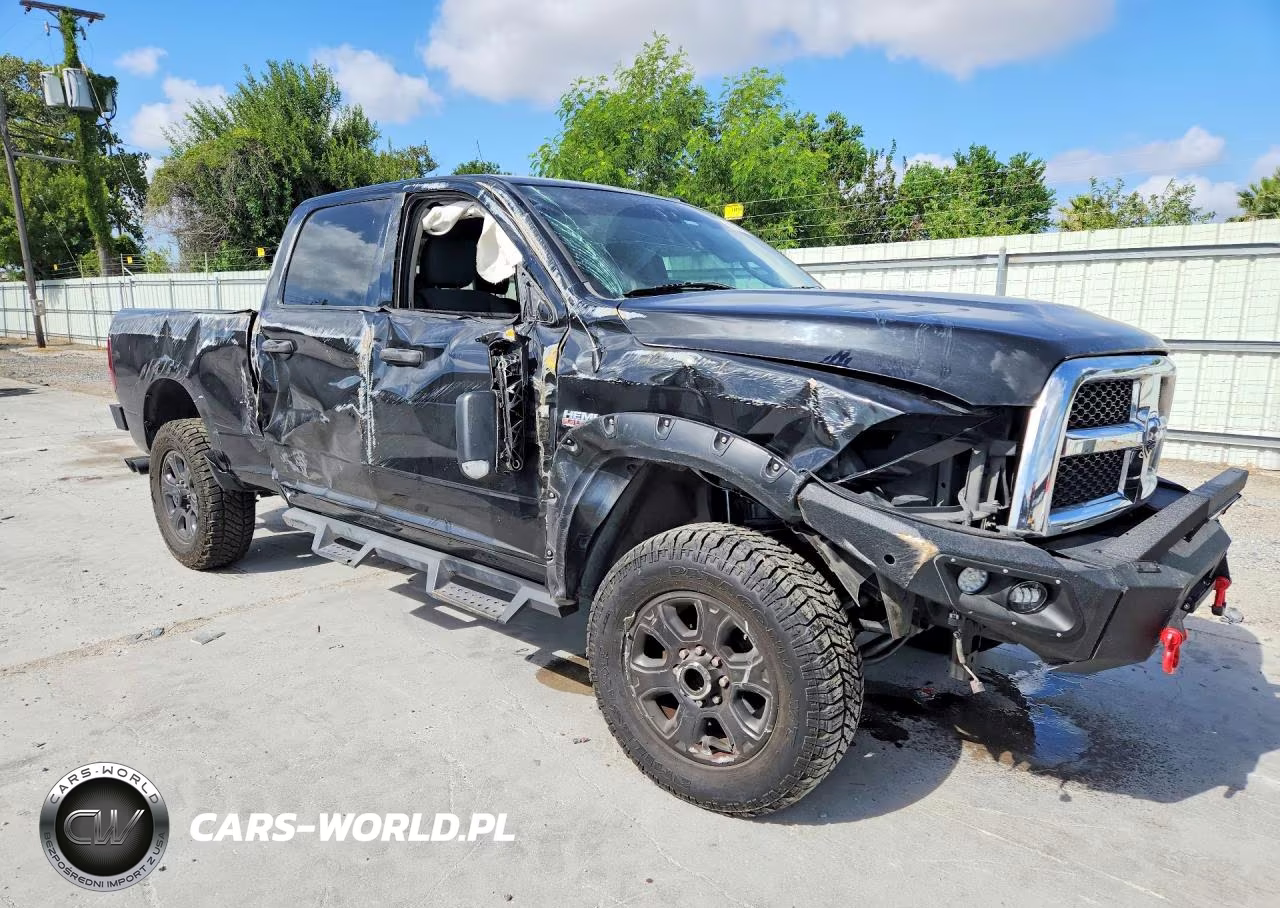 2018 Ram 2500 St VIN:3C6UR5CJ1JG276331 - 4