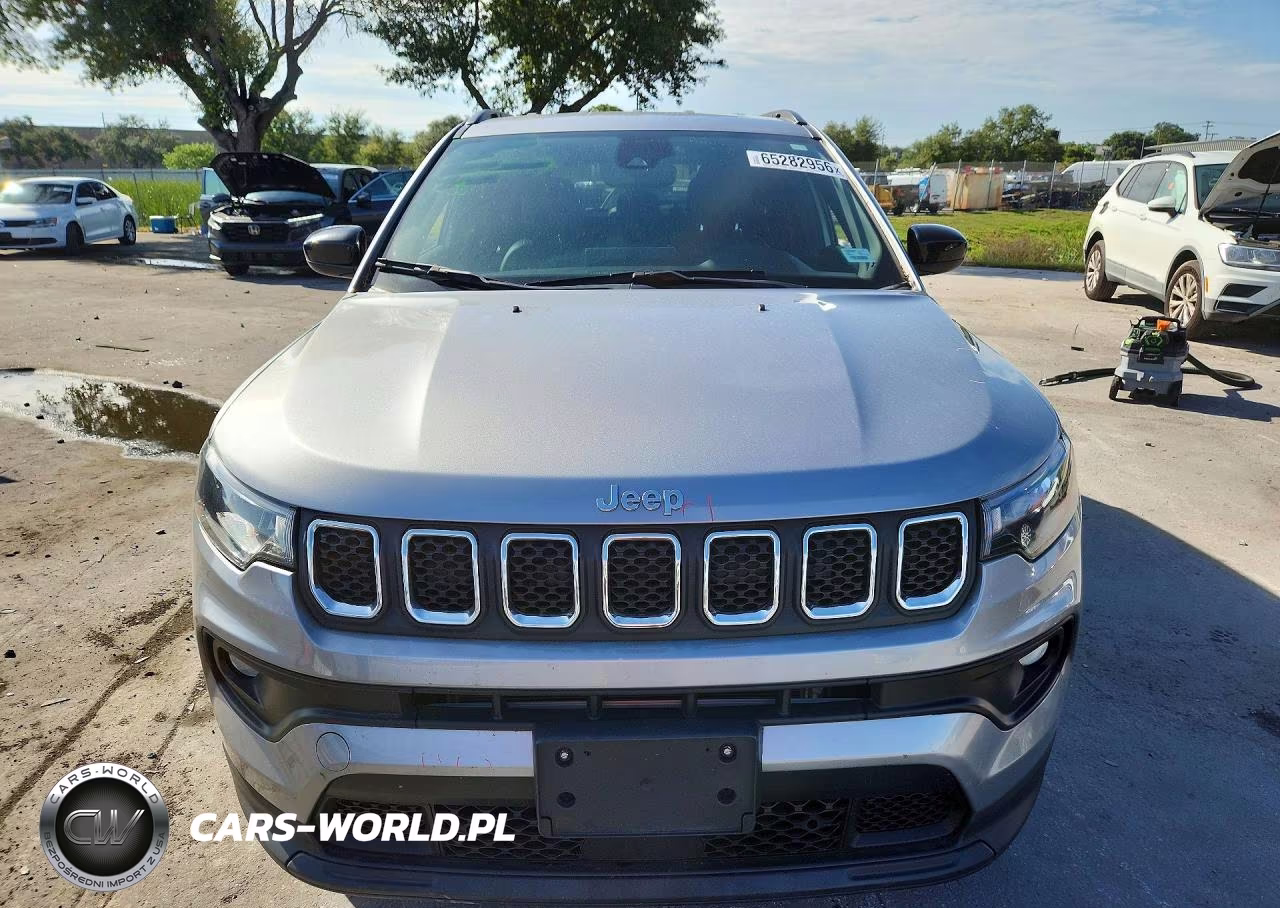 2024 Jeep Compass Latitude VIN:3C4NJDBN9RT607503 - 5