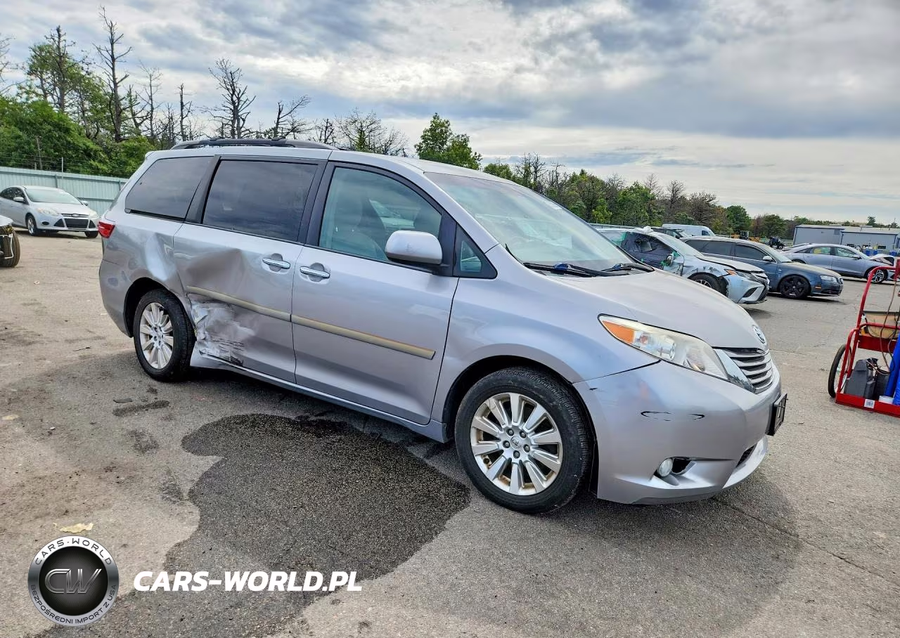 2015 Toyota Sienna Xle Premium 7-Passenger VIN:5TDDK3DC0FS112692 - 4