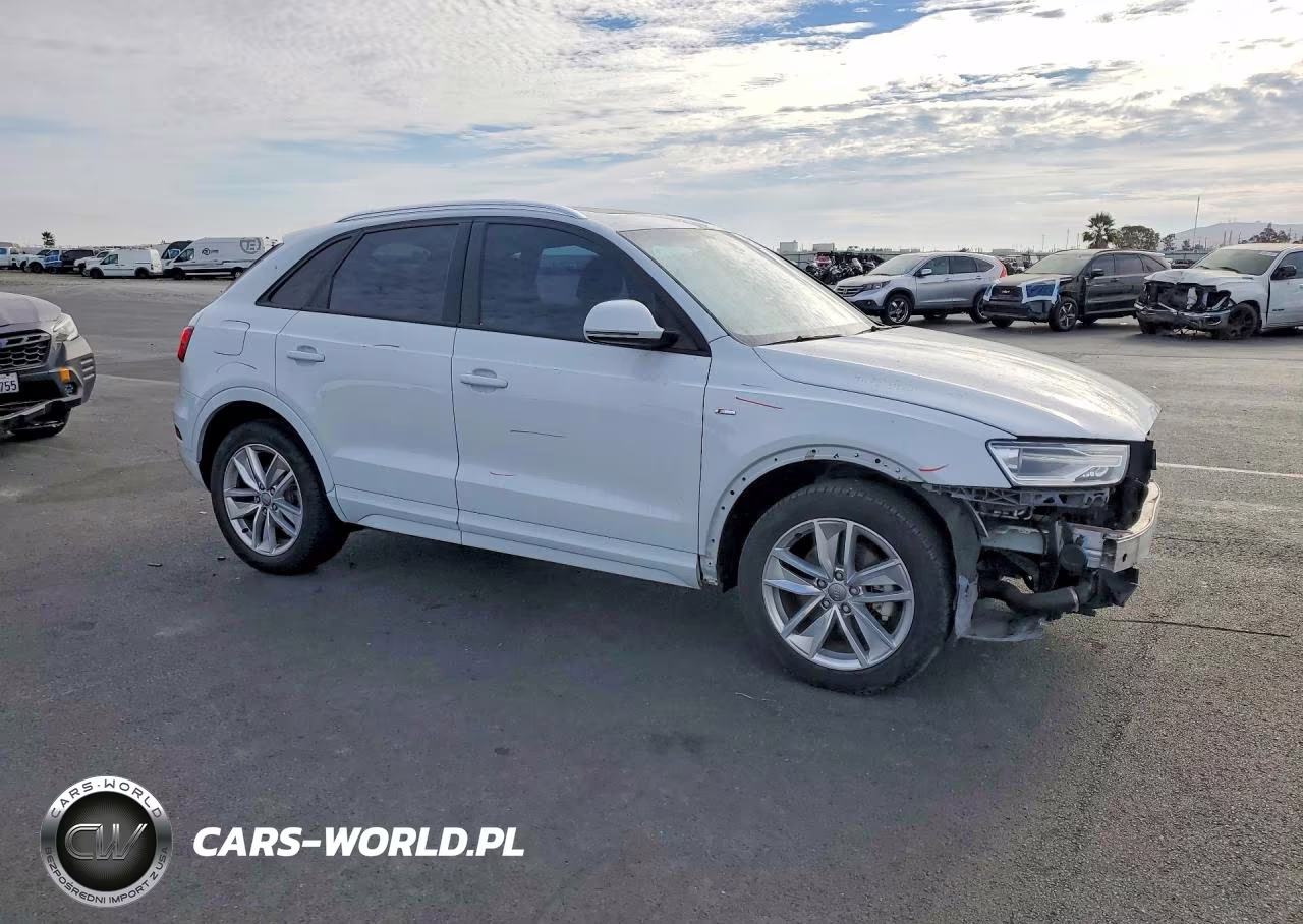 2018 Audi Q3 Premium VIN:WA1BCCFS5JR005616 - 4