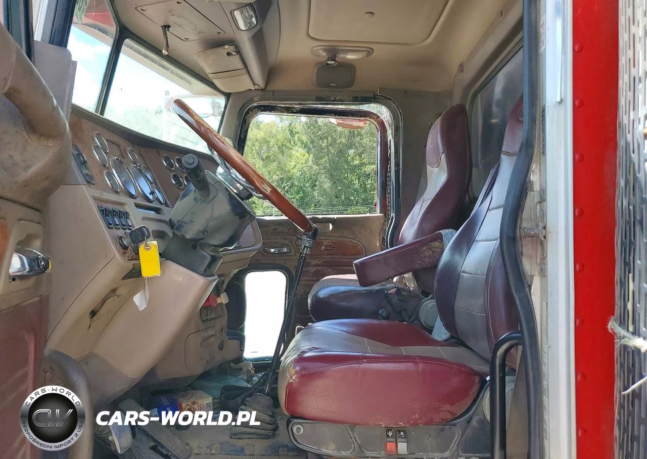2008 Peterbilt Dumptruck VIN:1XPWDB9X48N758124 - 7