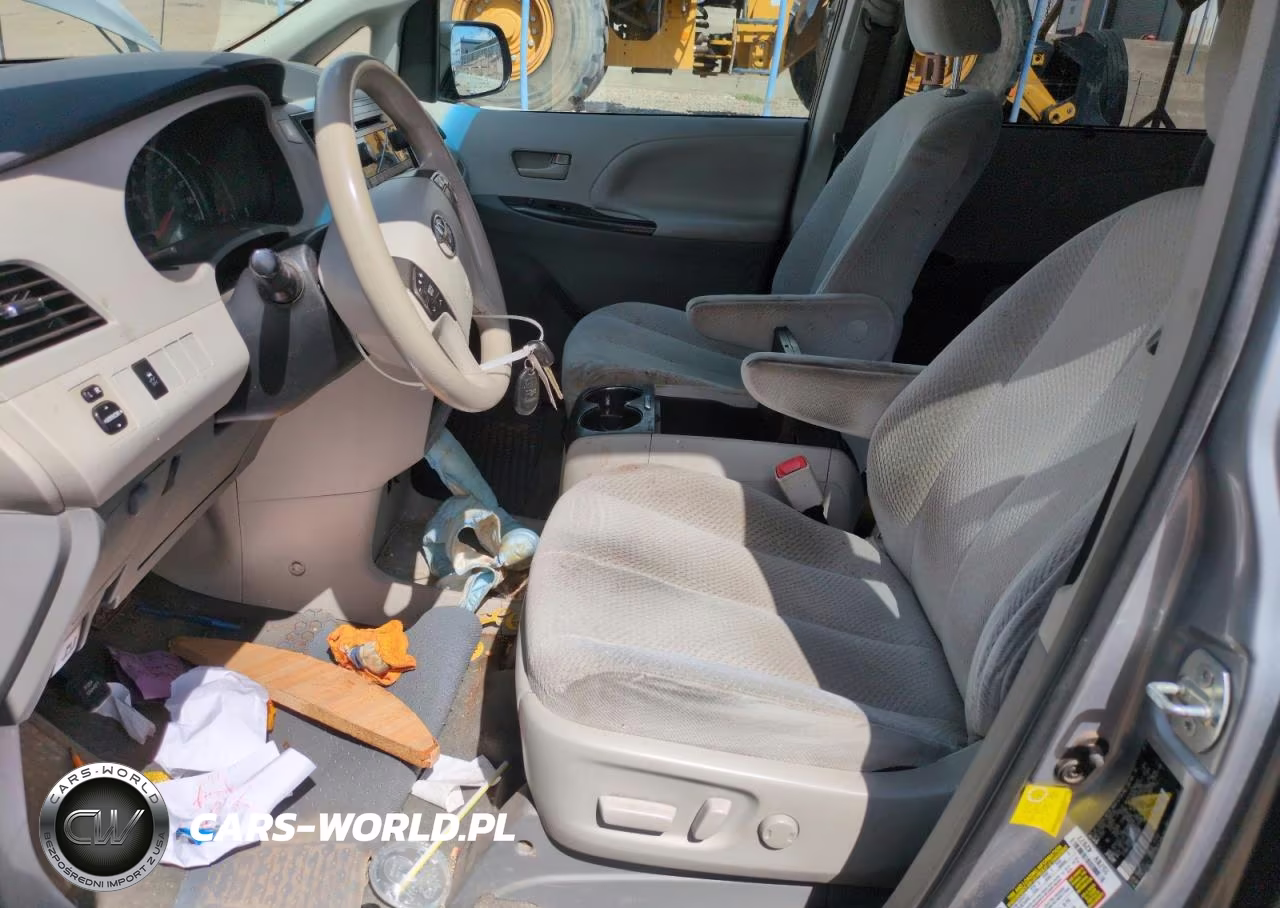 2013 Toyota Sienna Le 8-Passenger VIN:5TDKK3DC6DS289297 - 7