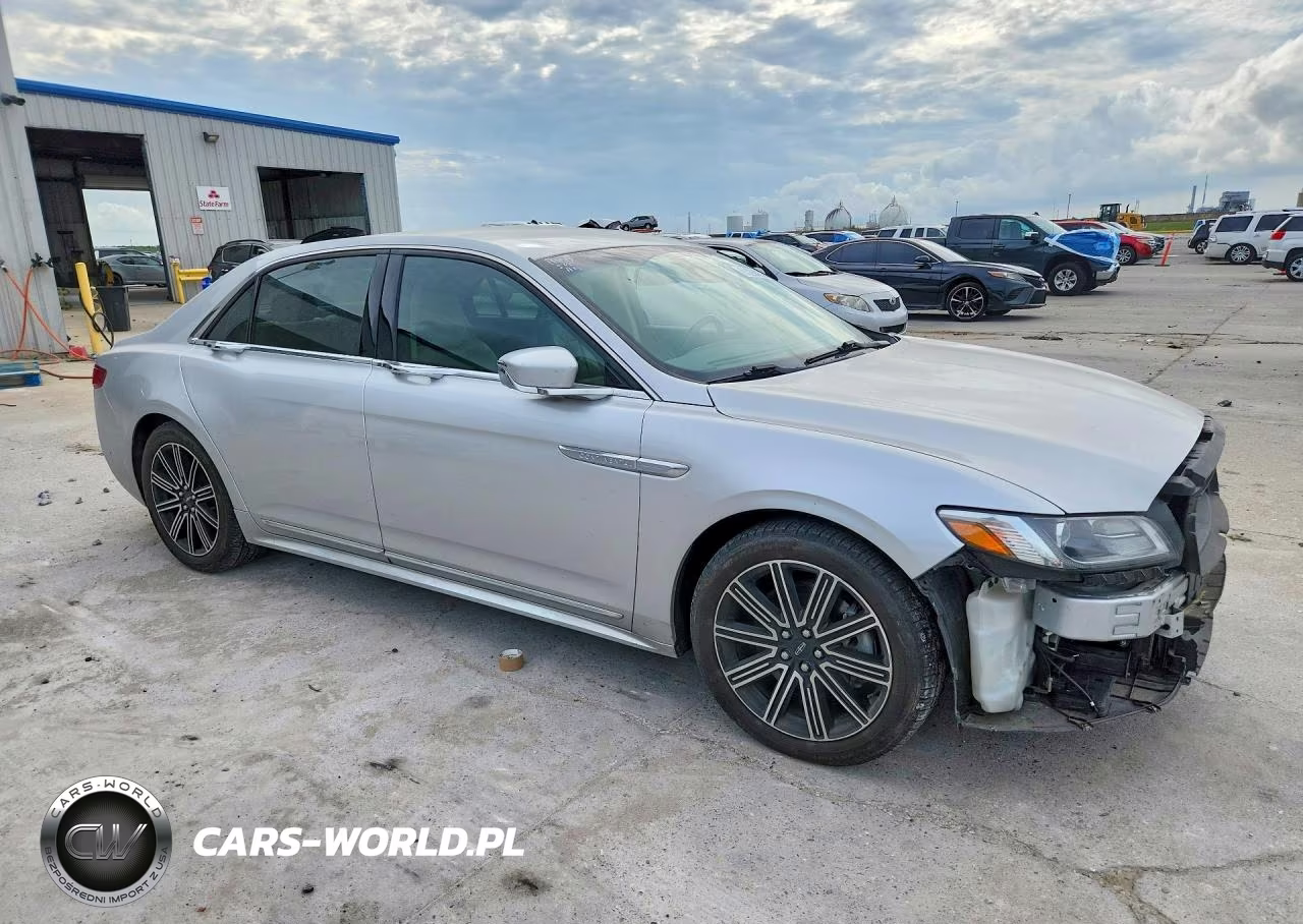 2017 Lincoln Continental Reserve VIN:1LN6L9RP9H5628140 - 4