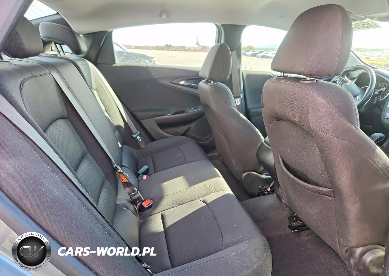 2024 Chevrolet Malibu Rs VIN:1G1ZG5ST3RF113807 - 10